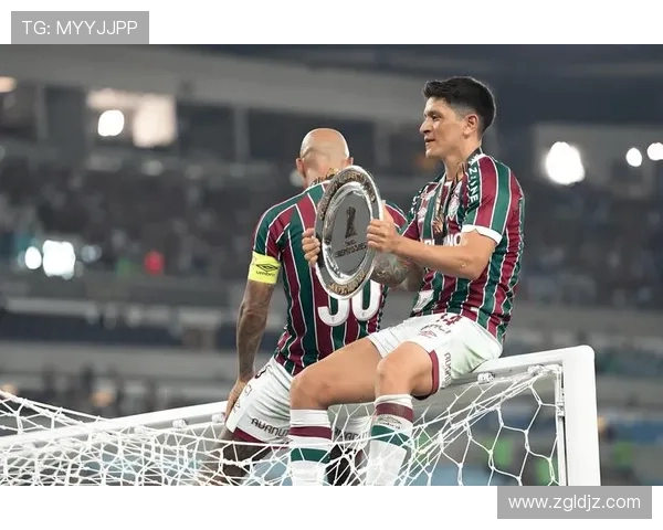 弗拉门戈迎战劲敌争锋激烈，揭示球队战术变化与未来走势