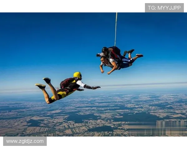 极限运动的魅力与挑战：深入了解西安极限运动队的灵活性与团队精神