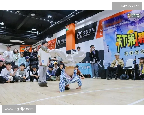 武汉街舞队的进攻体系解析：街舞战术与团队协作的完美结合