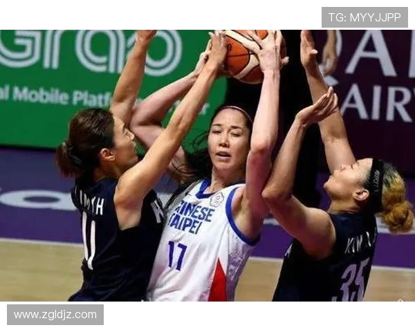 武汉羽毛球队在亚运会积分榜上以94分稳居第一名展现强劲实力